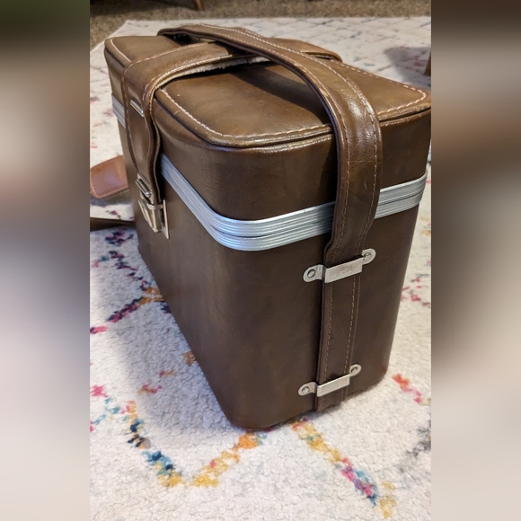 Vintage Camera Bag - Picture 6 of 10